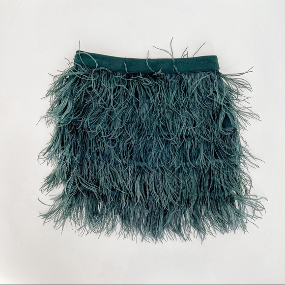 Gianni Bini Dresses & Skirts - Gianni Bini Ava Feather Skirt